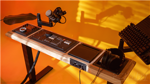 Thumbnails-Concept Desk v2.png