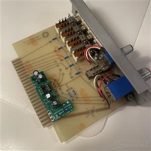 THAT1646 SPF4 top.jpeg