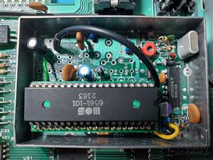 Commodore VIC 20 MOS 6560 / 6561 Audio Video Booster Adapter VIC-20 VC-20 VIC-1001
